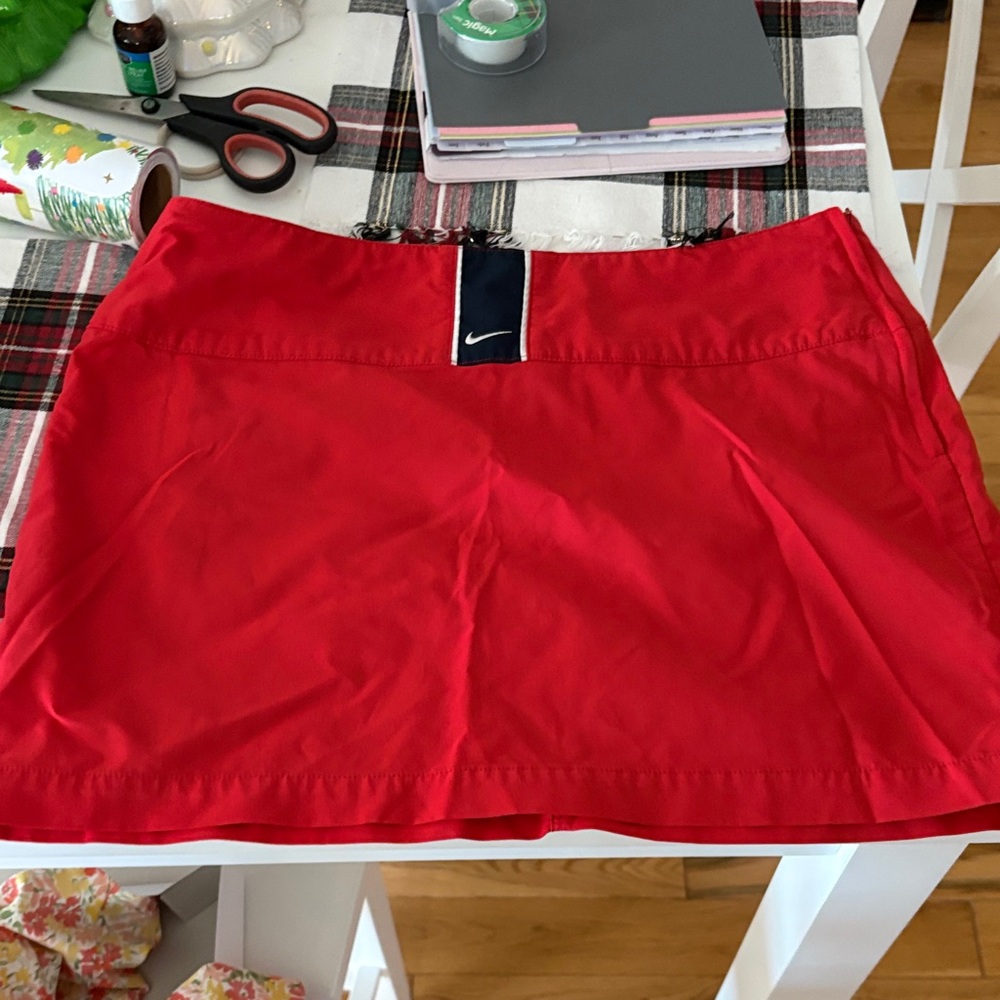 Vintage Nike Women's Vivid Red Mini Skirt